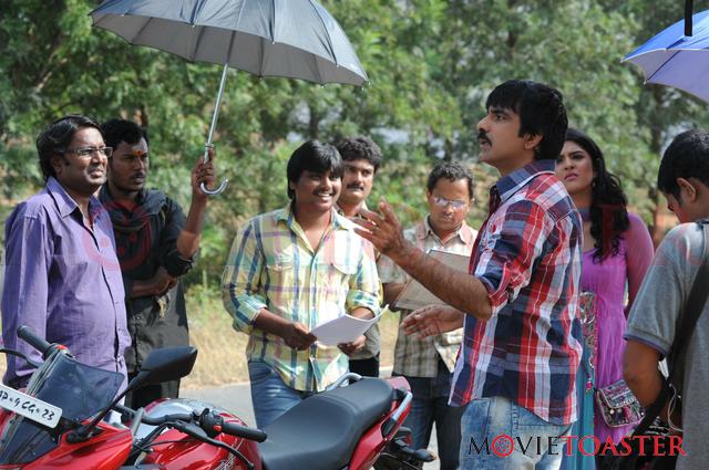 Nippu Working Stills - 1