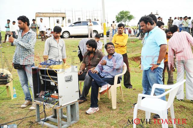 Nippu Working Stills - 24