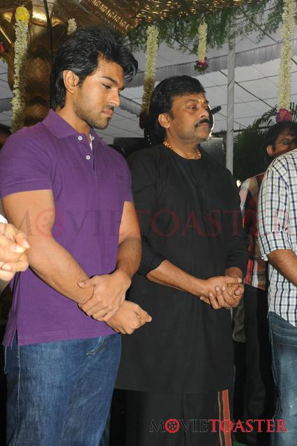 Ram Charan Yevadu Muhurat - 109