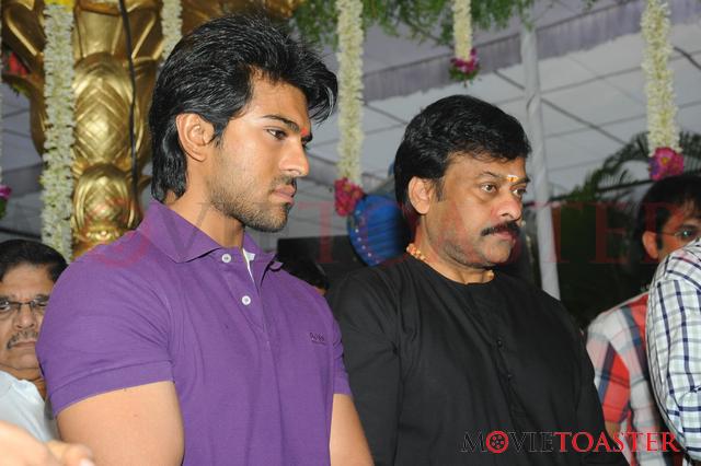 Ram Charan Yevadu Muhurat - 111