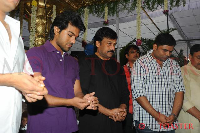 Ram Charan Yevadu Muhurat - 112