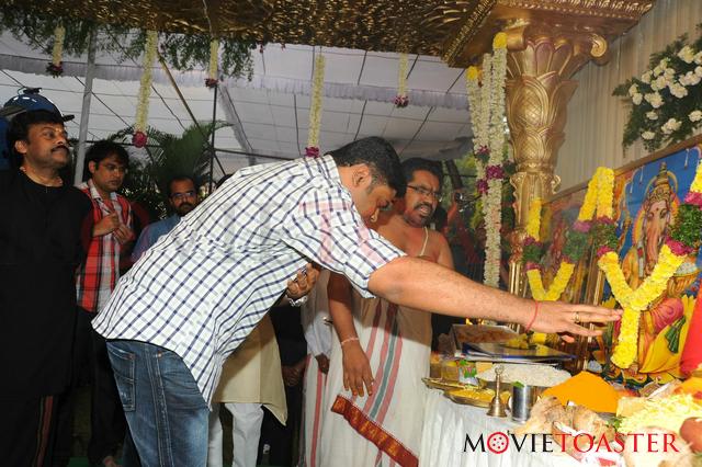 Ram Charan Yevadu Muhurat - 117