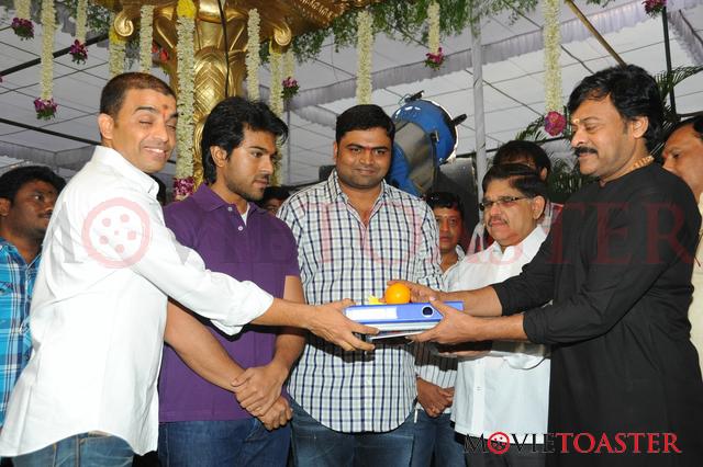 Ram Charan Yevadu Muhurat - 119