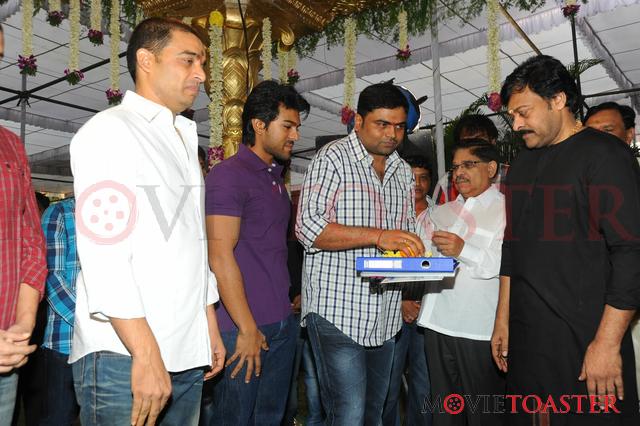 Ram Charan Yevadu Muhurat - 130