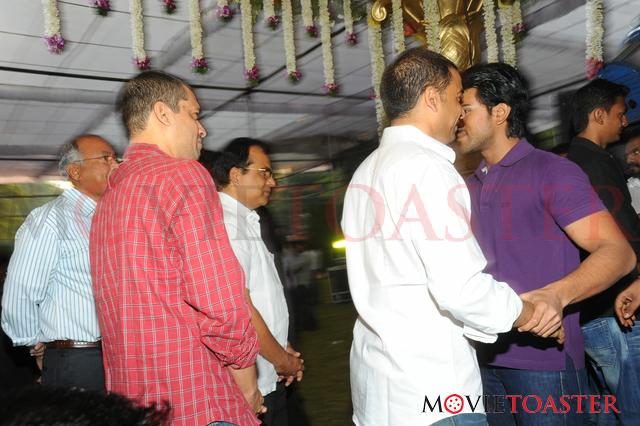 Ram Charan Yevadu Muhurat - 132