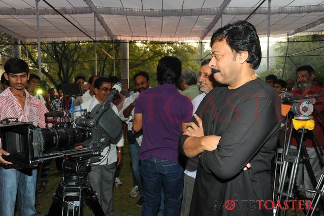 Ram Charan Yevadu Muhurat - 134