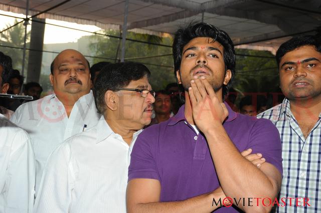 Ram Charan Yevadu Muhurat - 171